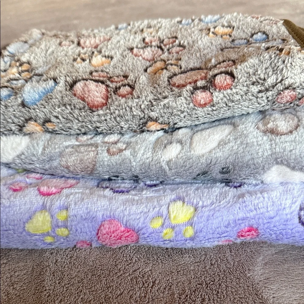 NEW Gray Pet Food Mat and three small puppy blankets with Paw Prints